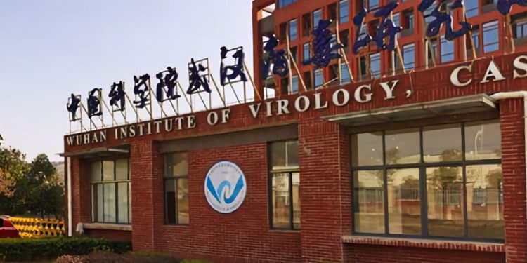 ¡Inteligencia británica! También cree que el Covid-19 pudo salir de un laboratorio chino