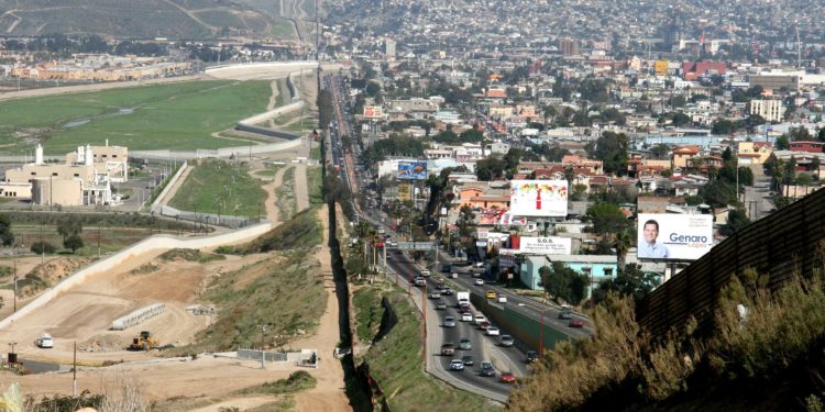BBC: Cinco puntos que explican la relación "amor-odio" entre México y EEUU