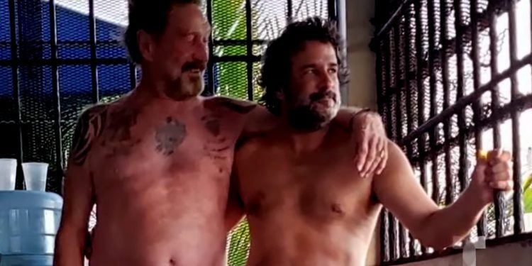 Justicia española evalúa entregar a John McAfee a EEUU