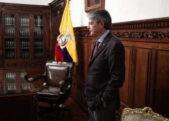 Las impactantes primeras medidas de Lasso.