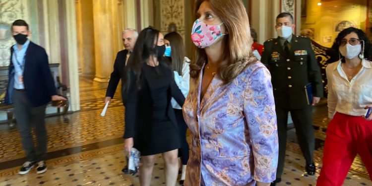 La "mano derecha" de Iván Duque está en Washington