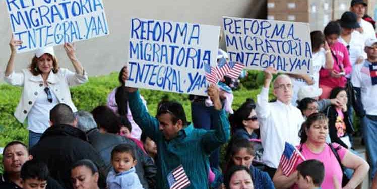 Demócratas listos para aprobar la reforma migratoria sin los republicanos