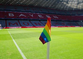 ¿Por qué la UEFA no permitió iluminar estadio alemán con colores LGBTIQ+?