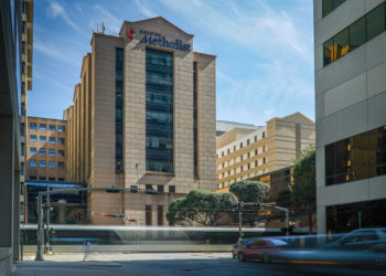 ¡Despedidos! 153 empleados de un hospital en Texas por no vacunarse contra el Covid-19