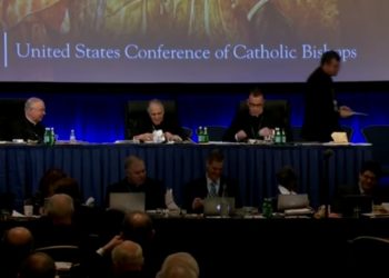 Obispos católicos aprueban medida para prohibir comunión a legisladores pro-aborto ¿qué dirá Biden?