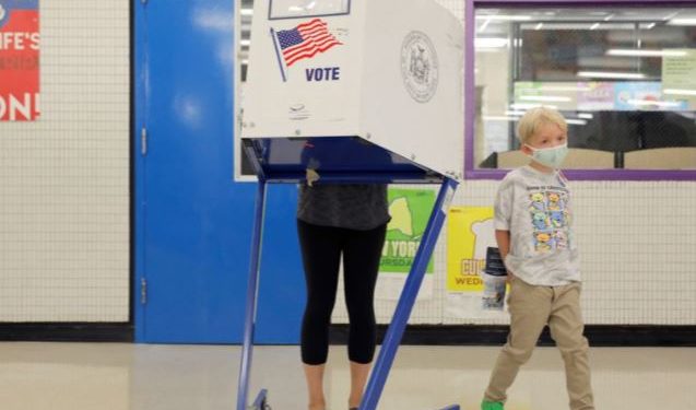 Neoyorquinos se dirigen a las urnas en las elecciones de alcalde