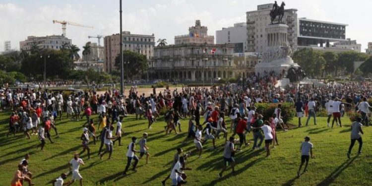 Blinken: Es un"grave error" acusar a EEUU de estar detrás de las protestas en Cuba
