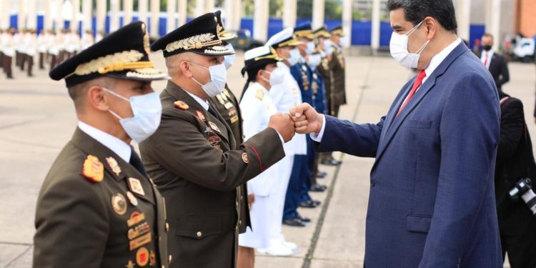 Maduro ascensos militares