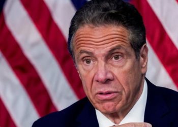 Andrew Cuomo está rodeado de demasiados casos de abuso sexual como para ignorarlos