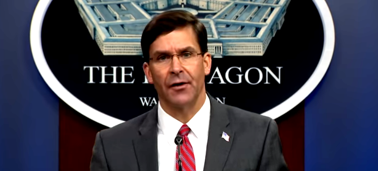 Además de a Biden, ex jefe del Pentágono también culpa a Trump por fallas en el retiro de Afganistán