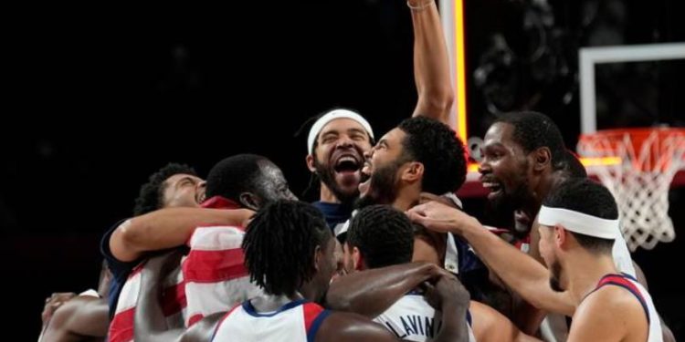 En lucha que emula la geopolítica, EEUU gana por una medalla las preseas de Tokio 2020