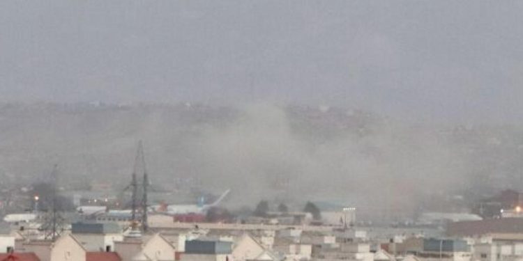 Este domingo: EEUU atacó con proyectiles a ISIS cerca del aeropuerto de Kabul