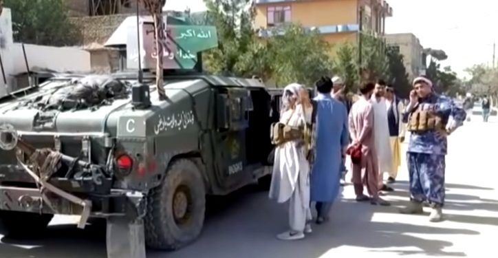 Talibanes anuncian amnistía ¿Se incorporarán mujeres a su gobierno?