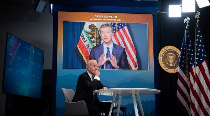 Biden visitará California para apoyar a gobernador Newsom frente a referendo revocatorio