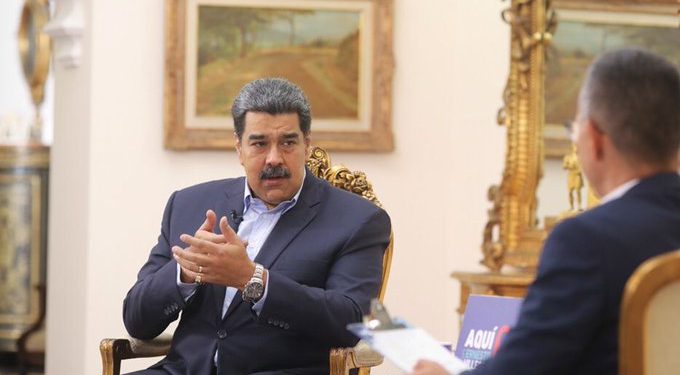 Nicolás Maduro fustiga a Juan Guaidó en plenas sesiones de diálogo en México