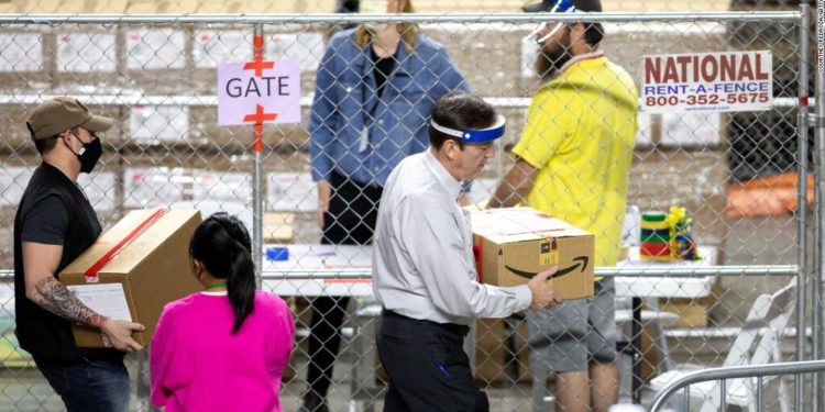 Auditoría electoral ordenada por republicanos en Arizona confirmó triunfo de Biden