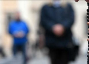 Destacadas personalidades entre los 9 mil imputados por casos de abuso sexual a menores en NY