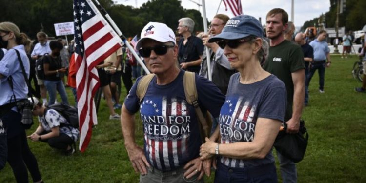 Manifestación de apoyo a detenidos por asalto al Congreso, con pocos participantes, no tuvo incidentes que lamentar