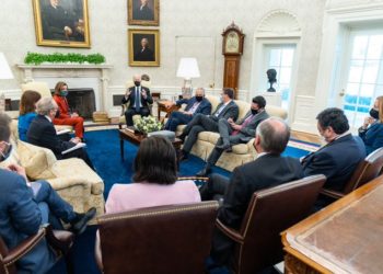 Partidarios de Biden dicen que su plan es demasiado grande para fracasar, pero ¿y si es demasiado grande para ser aprobado?