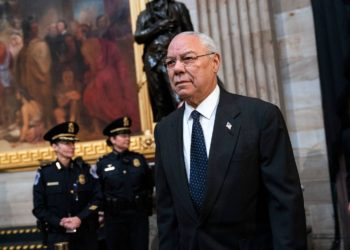 ¿Por qué falleció Colin Powell si estaba vacunado y cumplió con los protocolos?