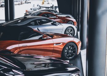 Venta de autos eléctricos crece 140%