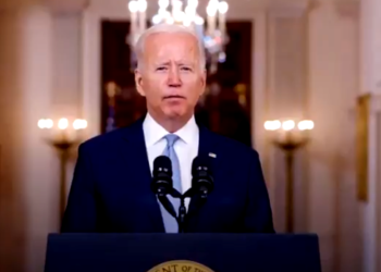 Tras revés judicial: Biden defenderá vacunación obligatoria