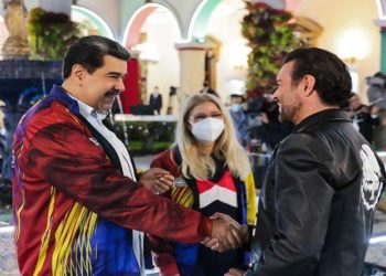 Pablo Montero habría recibido $300.000 por cantar en cumpleaños de Maduro