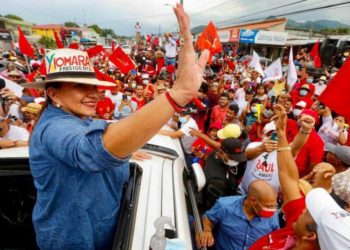 Más allá de la noticia: ¿Volverá el "zelayismo" al poder en Honduras?
