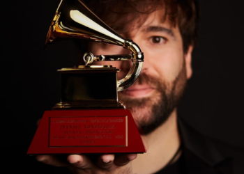 Larrosa apuntala la música a través de los NFT