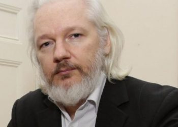 Defensa de Assange interpelará decisión de la justicia británica