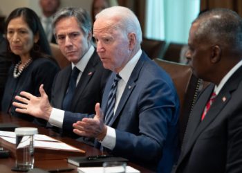 Administración Biden frente a dos dilemas morales internos