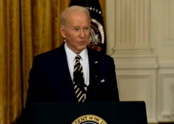Biden amenaza con sancionar personalmente  a Putin si invade Ucrania
