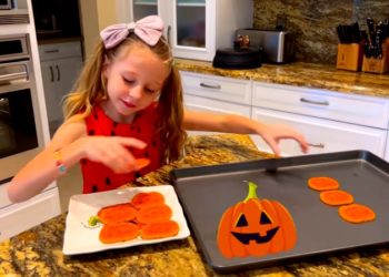 Una niña de 7 años entre los 10 youtubers mejor pagados del mundo