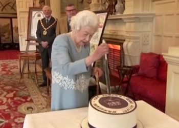 La Reina Isabel II de Inglaterra cumple 70 años como la más emblemática monarca contemporánea
