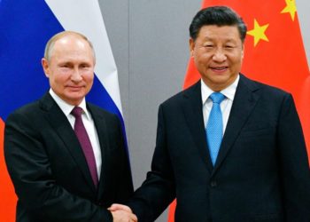 Rusia y China se enfrentan a Estados Unidos y a la OTAN