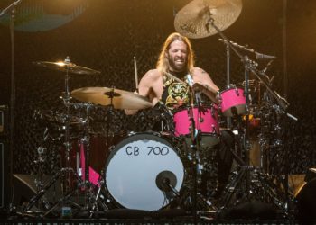 Falleció en Colombia baterista de Foo Fighters