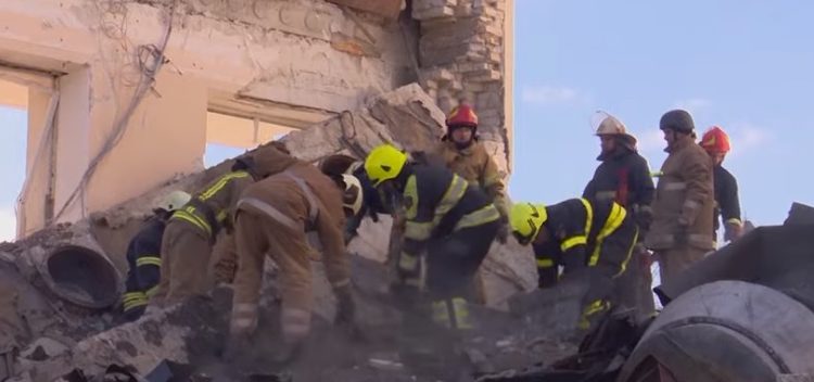 ¡Atroz! Lviv denuncia la muerte de más de un centenar de niños