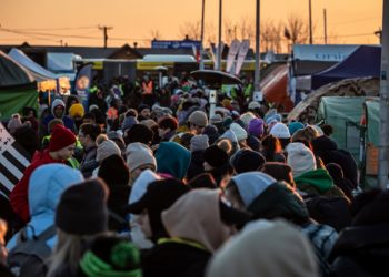 Estados Unidos acogerá cien mil refugiados ucranianos