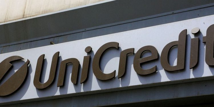 UniCredit, S&P Global y BNP Paribas suspenden operaciones comerciales con Rusia
