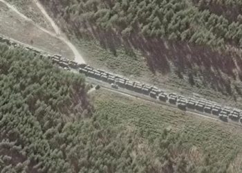 Guerra en Ucrania: Enorme convoy ruso se dirige a Kiev