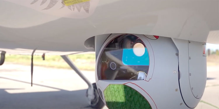 Los dones turcos Bayraktar TB2, utilizados por Ucrania, procesan imágenes en tiempo real.