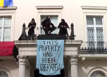 Algunos de los activistas que expropiaron propiedades rusas, fueron detenidos y liberados en poco tiempo.