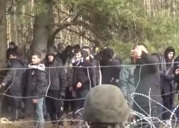 Manifestantes trancan el paso de Polonia hacia Bielorrusia