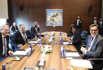 Después de la reunión con EEUU, Venezuela corrió a los brazos de Rusia