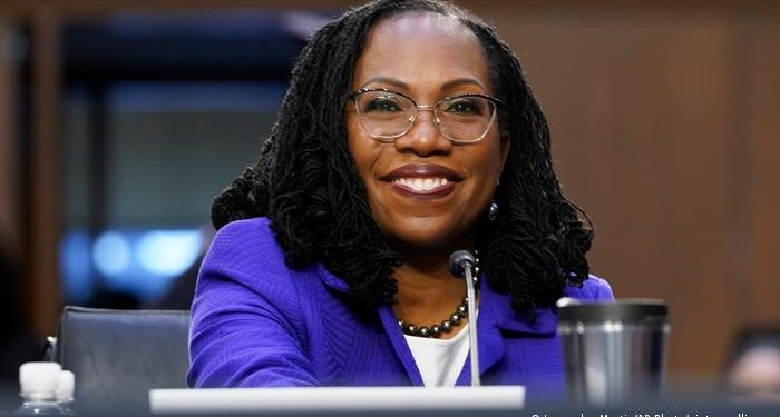 Ketanji Brown Jackson confirmada a Corte Suprema de EEUU