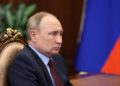 Putin dice que continuará con su ofensiva en Ucrania