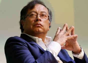 En Colombia hay un "fact-checking" a favor de Petro
