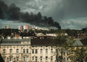 11 muertos, entre ellos un niño por ataque con misiles rusos a Leópolis