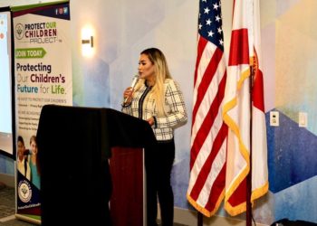 Sophia Lacayo lidera donaciones en campaña para comisión del Distrito 12