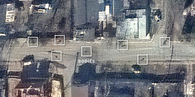Imágenes satelitales evidencias los "crímenes de guerra" rusos.